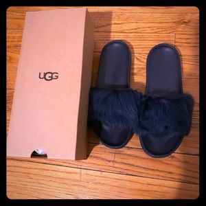 Ugg navy Royale slides